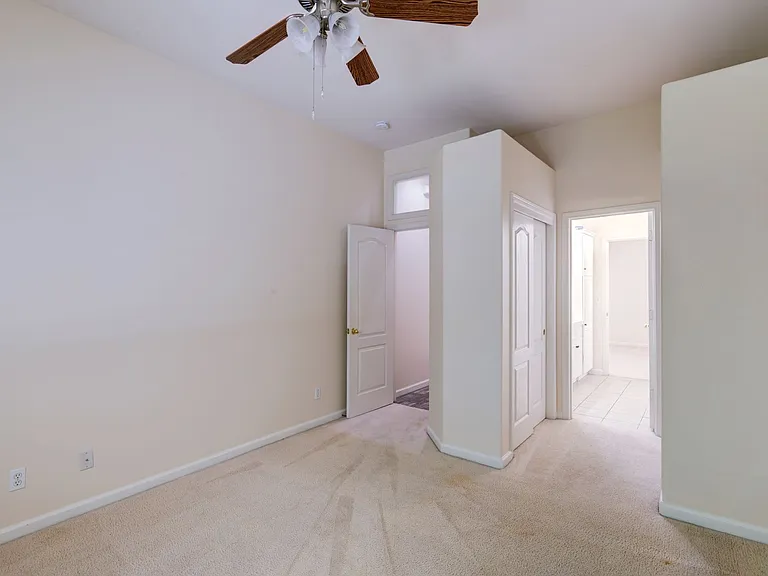 2418 Warner Ave — Photo 14