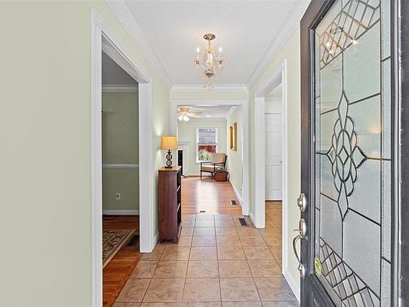 3rd image of 11 Paige St