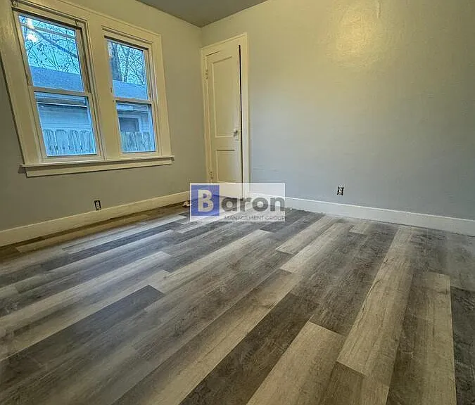 522 S 27th St — Photo 6