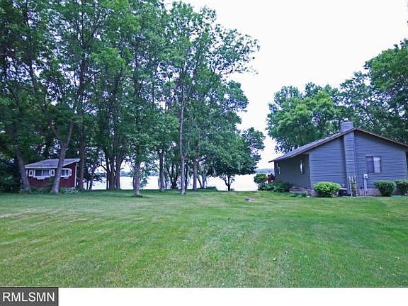 2nd image of 47003 Cambridge Dr