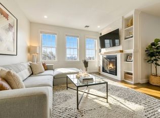 27 Suffolk St #2, Chelsea, MA 02150