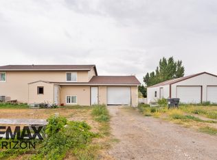 48 Lakeview Dr, Douglas, WY 82633