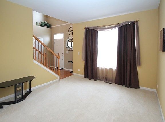 3rd image of 3656 Sonoma Cir