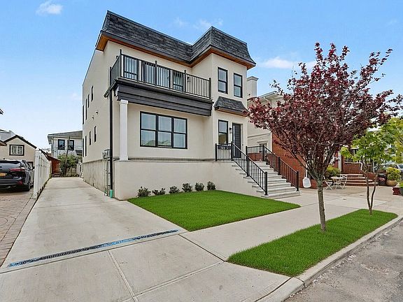 3rd image of 3826 Cypress Ave