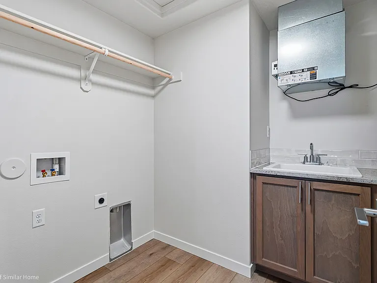 Laundry Room (Upstairs) - Washer/Dryer will be provided