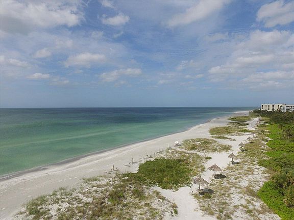 LONGBOAT KEY BEACH