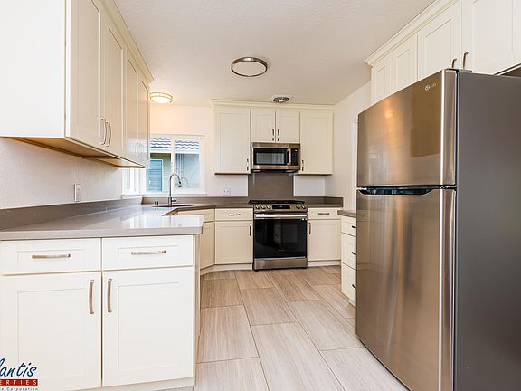 4th image of 2378 Markham Ave