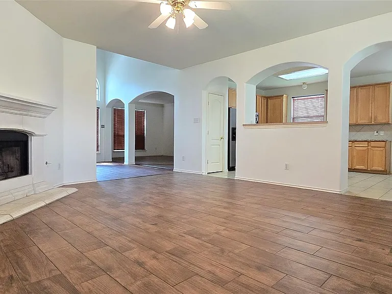 21038 Narrow Gate Dr — Photo 7