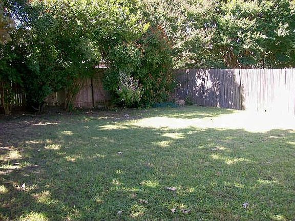 4th image of 4746 Hollow Tree Dr