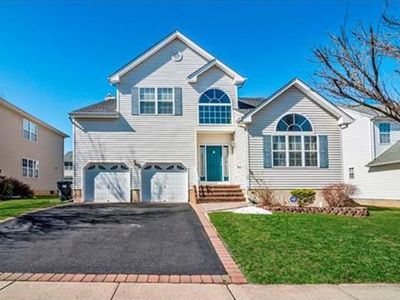 4 Lewis Dr, Bridgewater, NJ, 08807