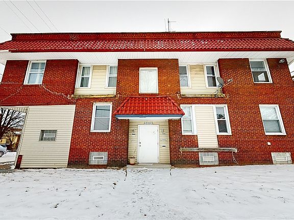 2nd image of 3173 W 38th St