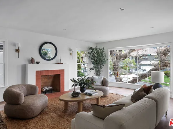 5215 Parkglen Ave, Los Angeles, CA 90043