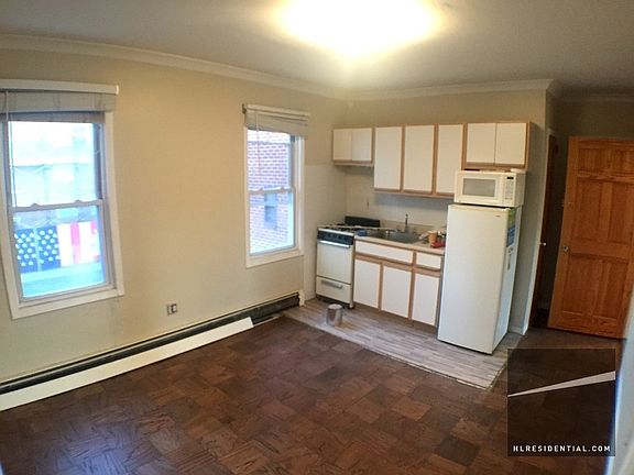 3rd image of 2537 23rd St #2