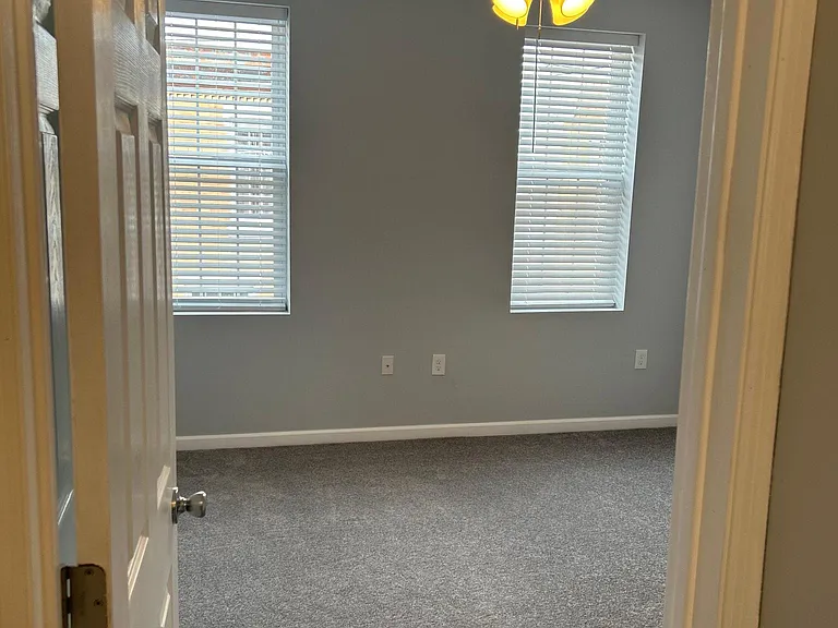 3253 Miller St — Photo 12