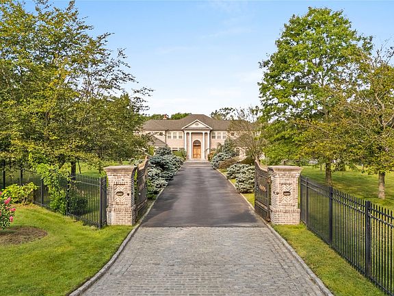 2nd image of 3 Valentine Farm Court
