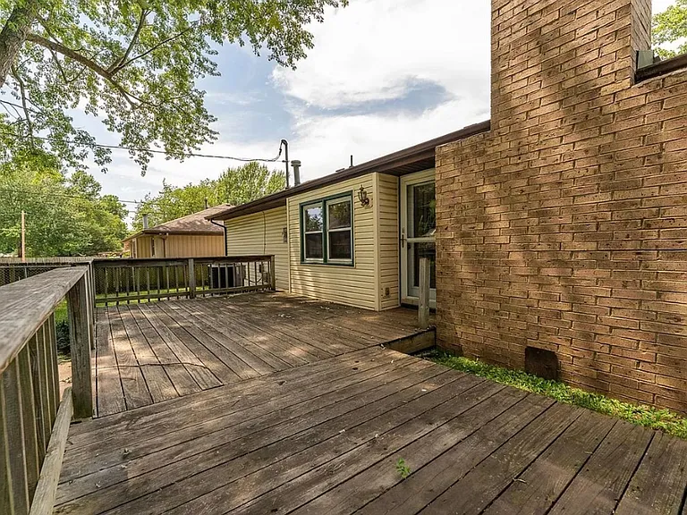 2118 S Suprema Ave — Photo 16