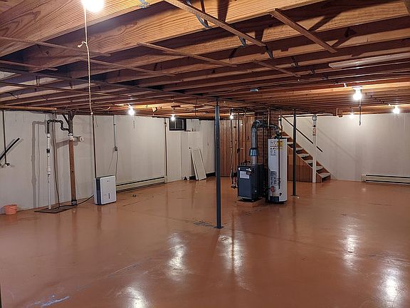 3rd image of 529 Park Blvd