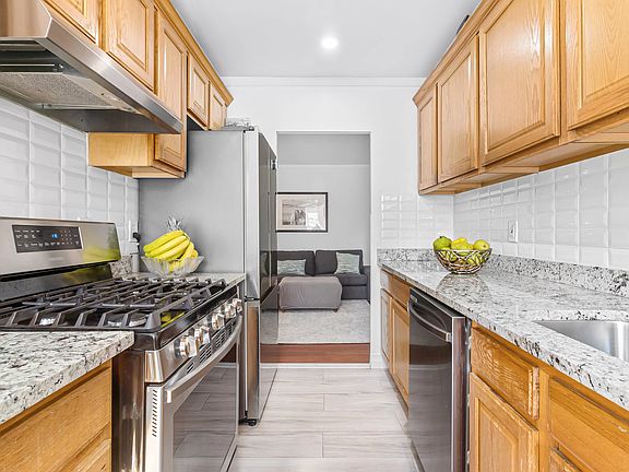 5th image of 315 W 232nd St APT 3H