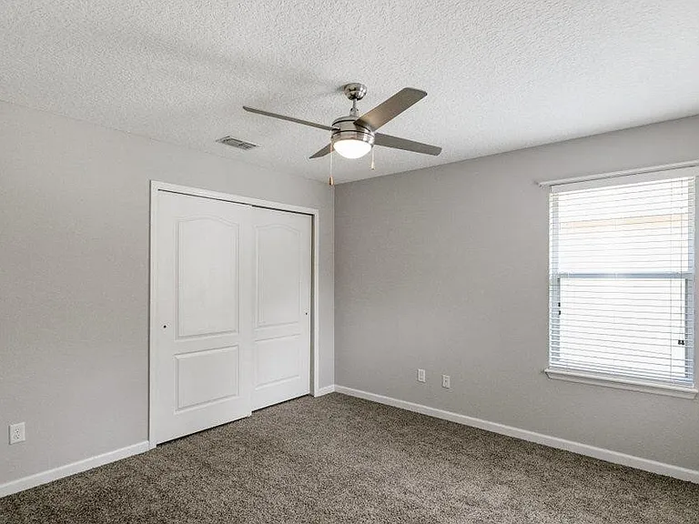 894 Quiet Stone Ln — Photo 25