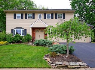 18 Dundall Pl, Hazlet, NJ 07730