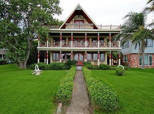 4822 Palm St, Seabrook, TX 77586