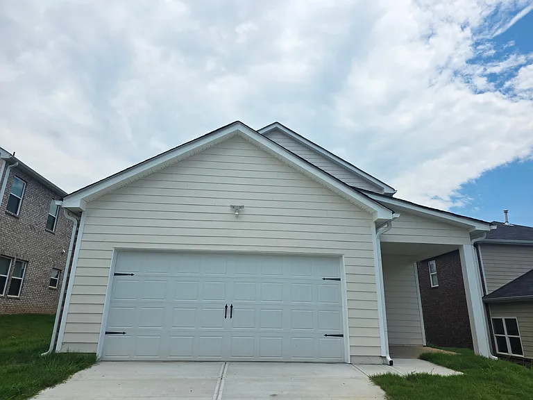 697 Armitage Way — Photo 17