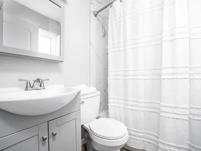 2117 Highland Ave — Photo 3