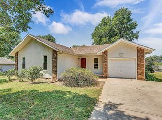 605 Daniel Ln, Willard, MO 65781