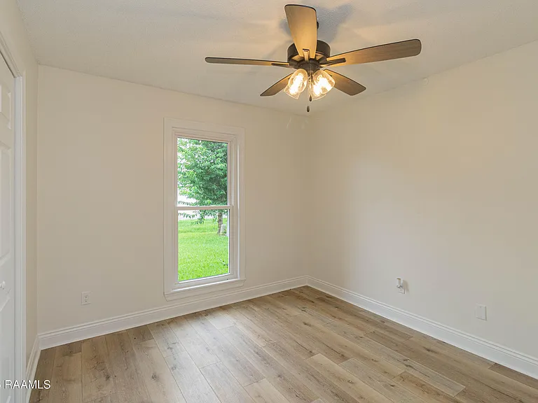 122 Pebble Beach Dr — Photo 14