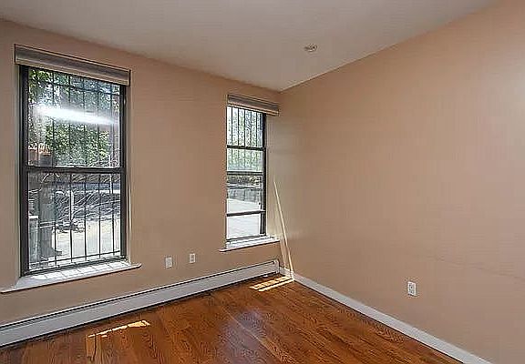 4th image of 688 Halsey St #3A