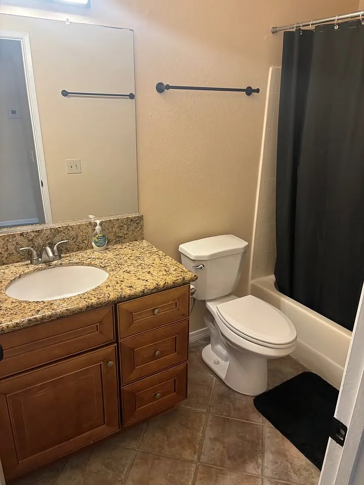 3 bed, 1242 sqft, $850 — Photo 4