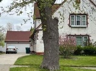 1122 Garrett Ave, Niagara Falls, NY 14305