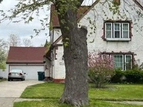 1122 Garrett Ave, Niagara Falls, NY 14305