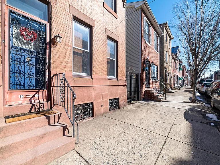 1517 E Susquehanna Ave — Photo 32
