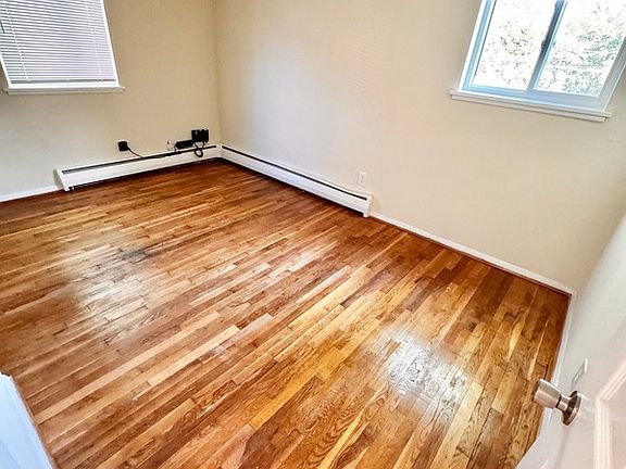 5th image of 3212 Ellwood Ave APT C