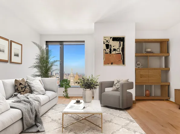 8 Spruce Street 49U image 2 of 19