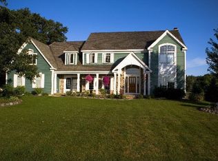 250 North Trl, Hawthorn Woods, IL 60047