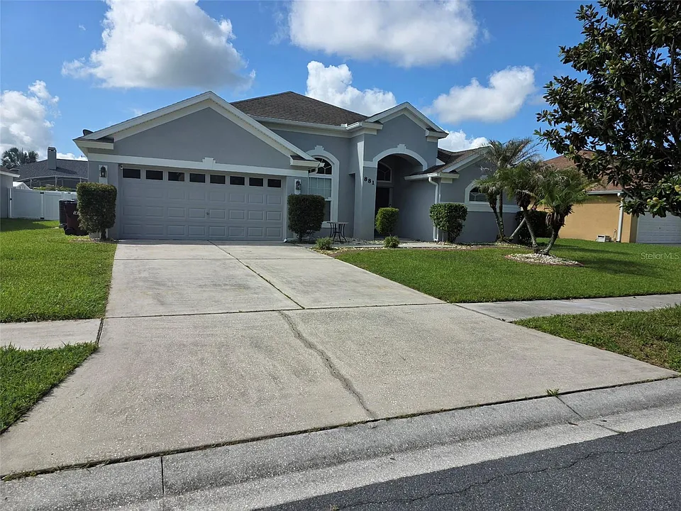 881 Seneca Trl
