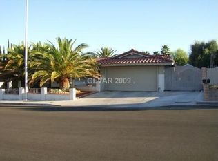 8725 Isola Dr, Las Vegas, NV 89117