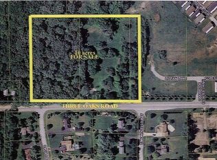 4202 Three Oaks Rd, Crystal Lake, IL 60014