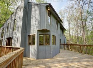 1439 Brookstone Rd, Charleston, WV 25314