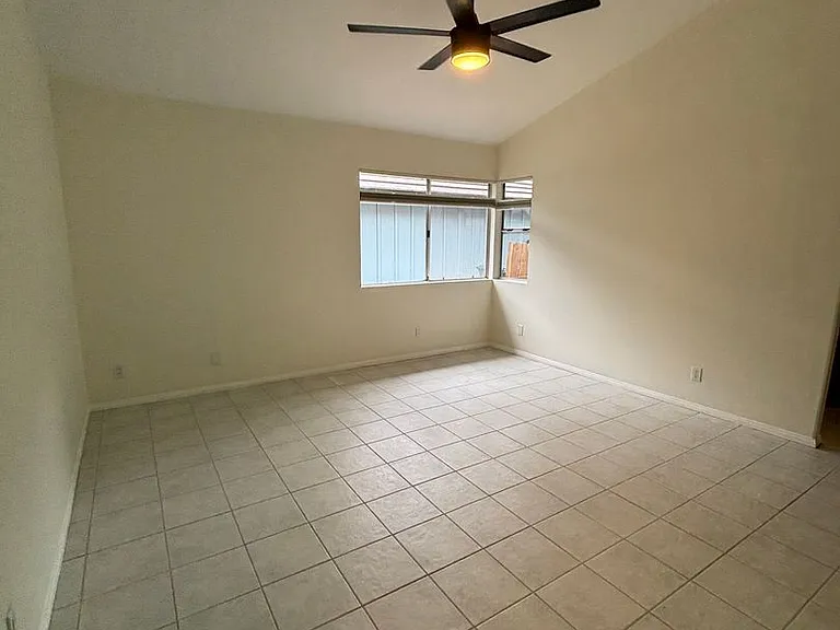 1241 Pearlbush Ct — Photo 19