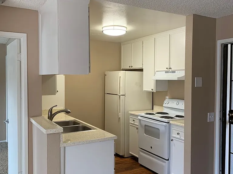 Stoneridge Apartments! — Photo 68