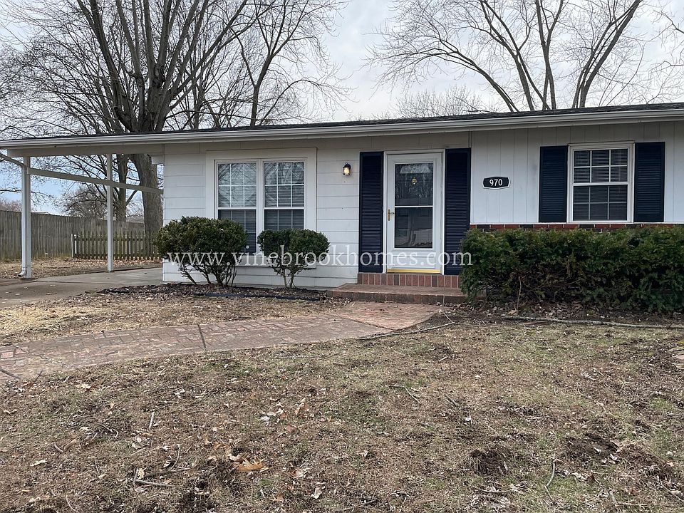 1st image of 970 Dewayne Dr
