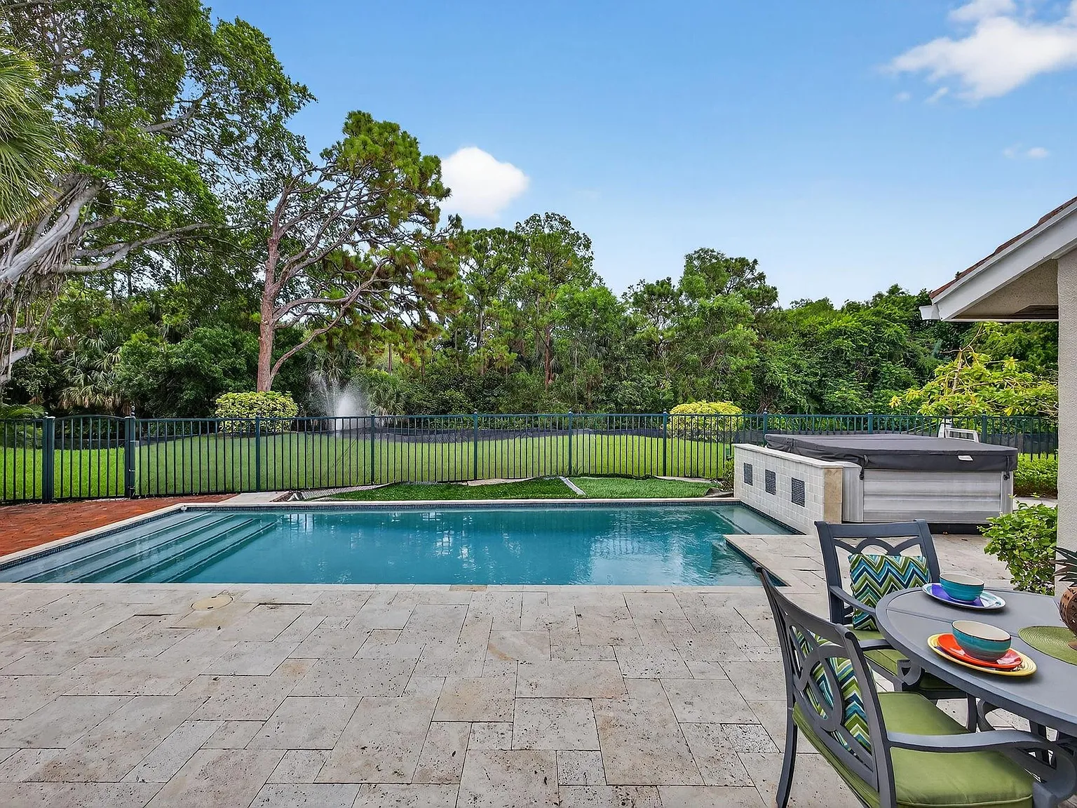 Lakefront Pool/Spa Home — Photo 2
