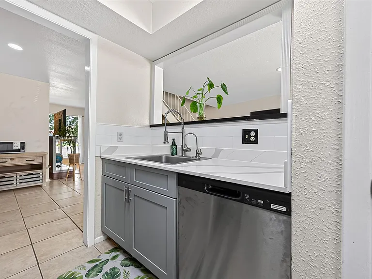 3303 W Greenridge Dr #8 — Photo 25