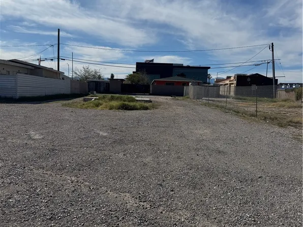 1933 N Bruce St, North Las Vegas, NV 89030