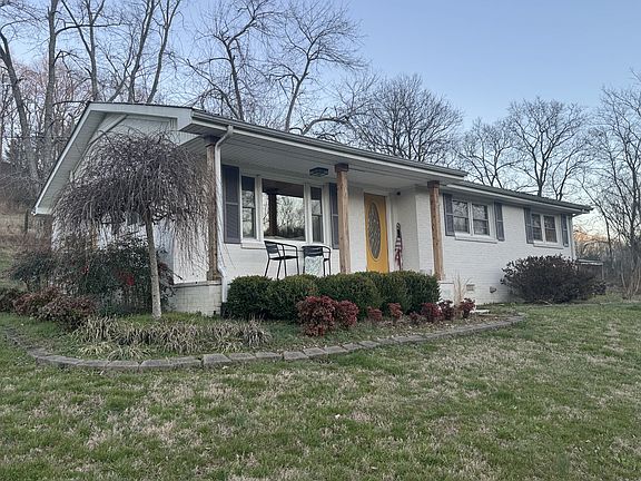 2nd image of 1120 Bull Run Rd