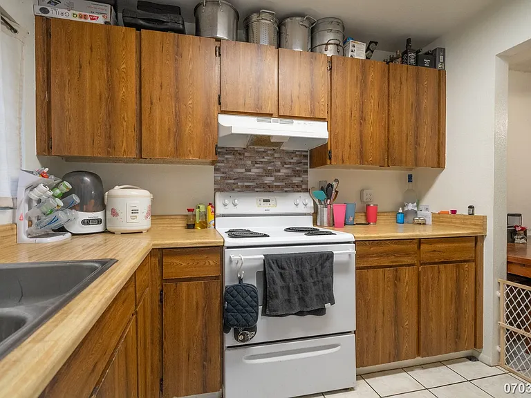 1233 Ala Alii St #3 — Photo 7
