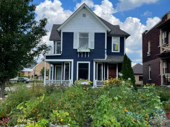547 Lyon St NE #2, Grand Rapids, MI 49503